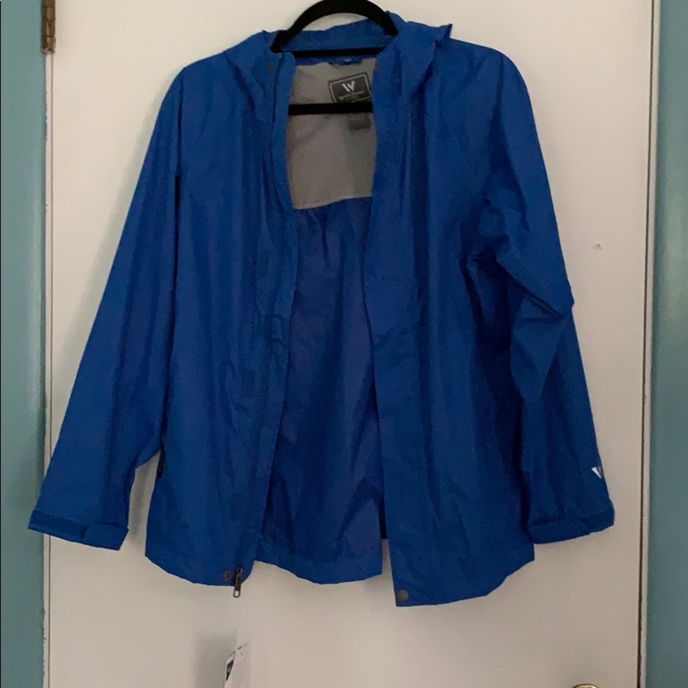 New with tags White Sierra Blue trabagon jacket